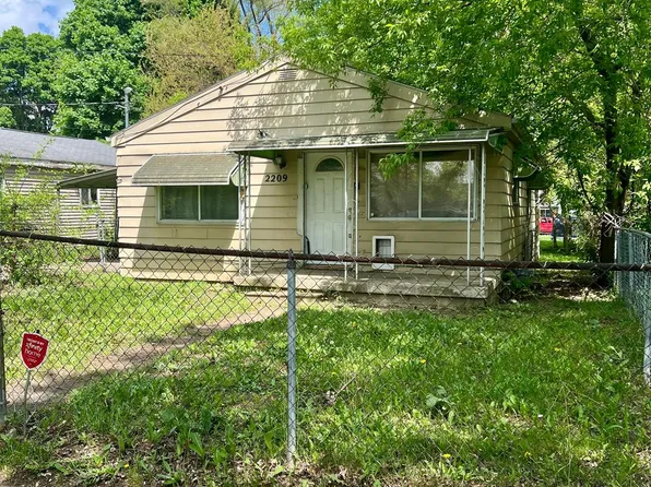 2209 Kansas Ave, Flint, MI 48506