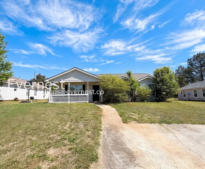 206 Dove Pl — Photo 2