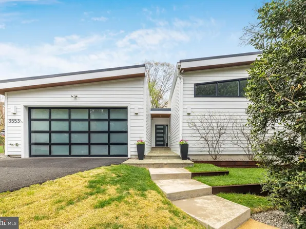 3553 Nelly Custis Dr, Arlington, VA 22207