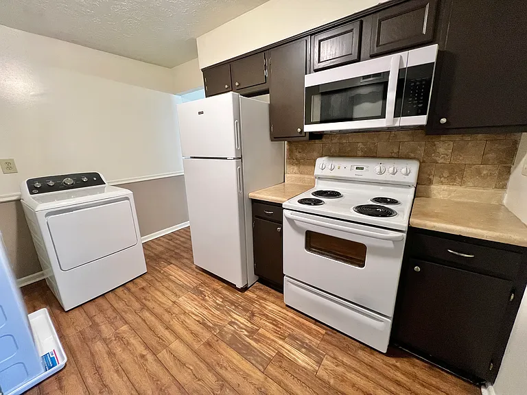 Derby Run Apartments — Photo 4