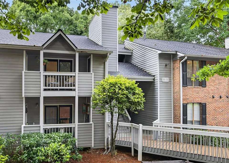 123 Warm Springs Cir