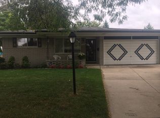 14806 Craig Ct, Warren, MI 48088