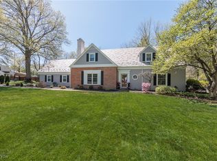 4944 Middledale Rd, Lyndhurst, OH 44124