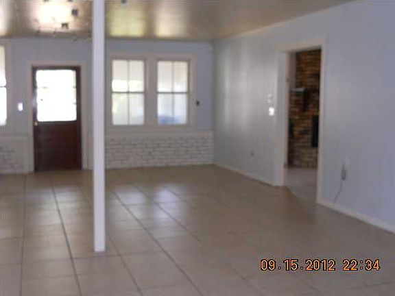 3rd image of 729 Grant Ave