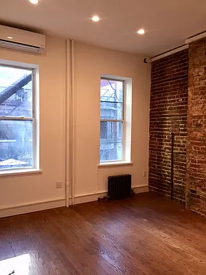 Rented by Town Residential | media 21