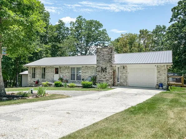 42 Choctaw Ln, Crossville, TN 38572