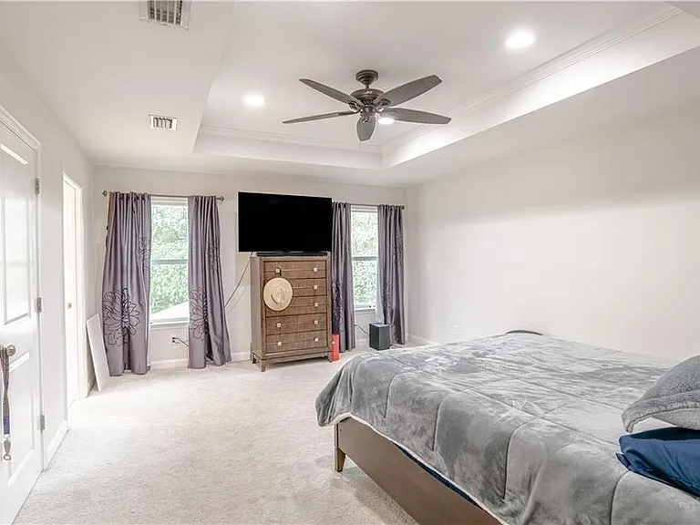 324 Dalewood Dr — Photo 19