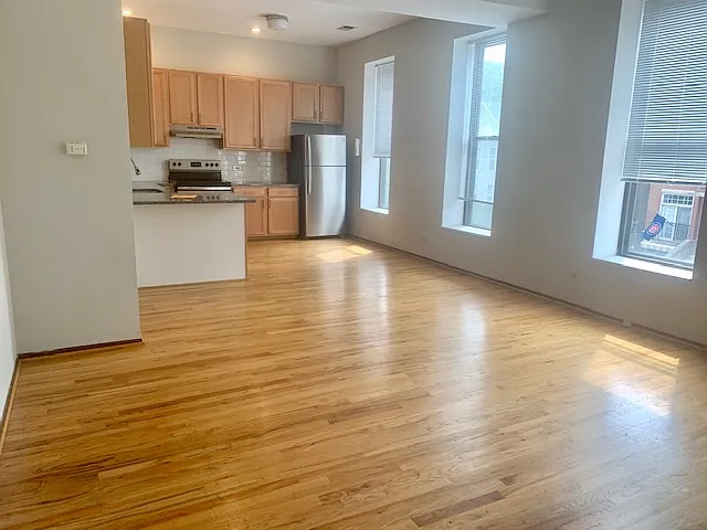 3055 N Sheffield Ave #2D — Photo 8