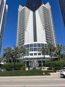 18001 Collins Ave #515, North Miami Beach, FL, 33160
