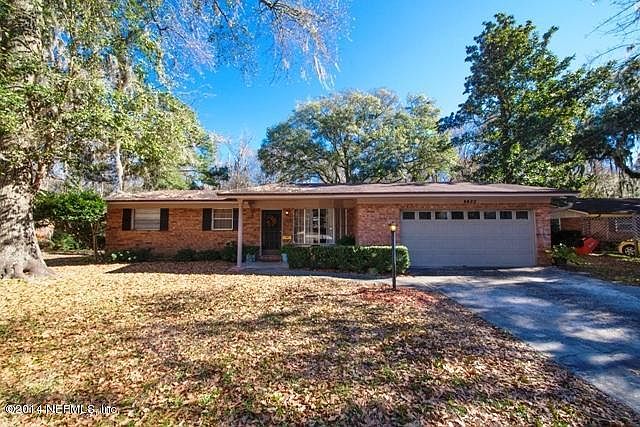1st image of 8433 Glade Ln