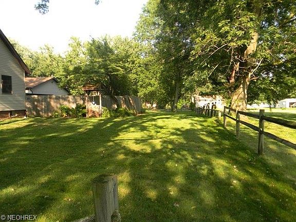 4th image of 3988 Paumier Ave