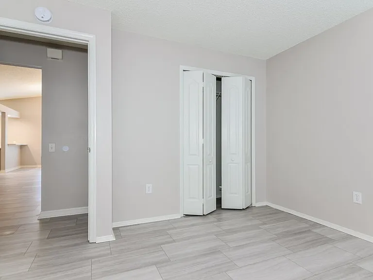 26808 Haverhill Dr — Photo 11