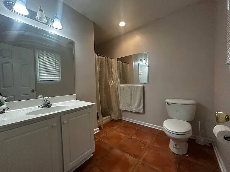 2142 Delta Way #1 — Photo 12