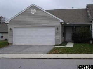 338 Winners Circle Dr, Red Lion, PA 17356