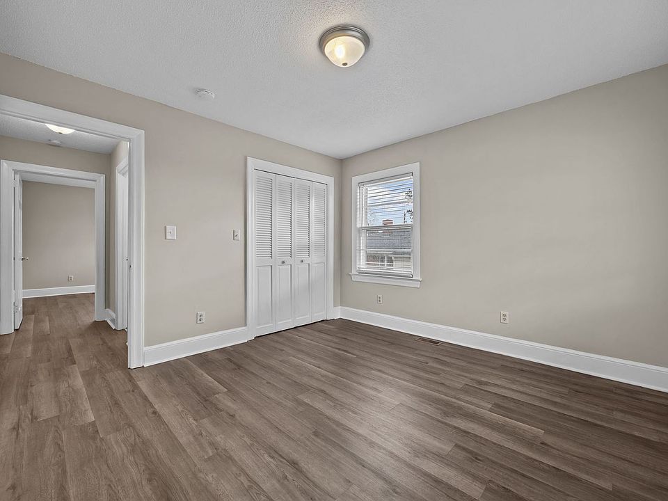 1st image of 204 W McNeill St