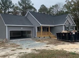 1359 Cobb Rd, Benson, NC 27504