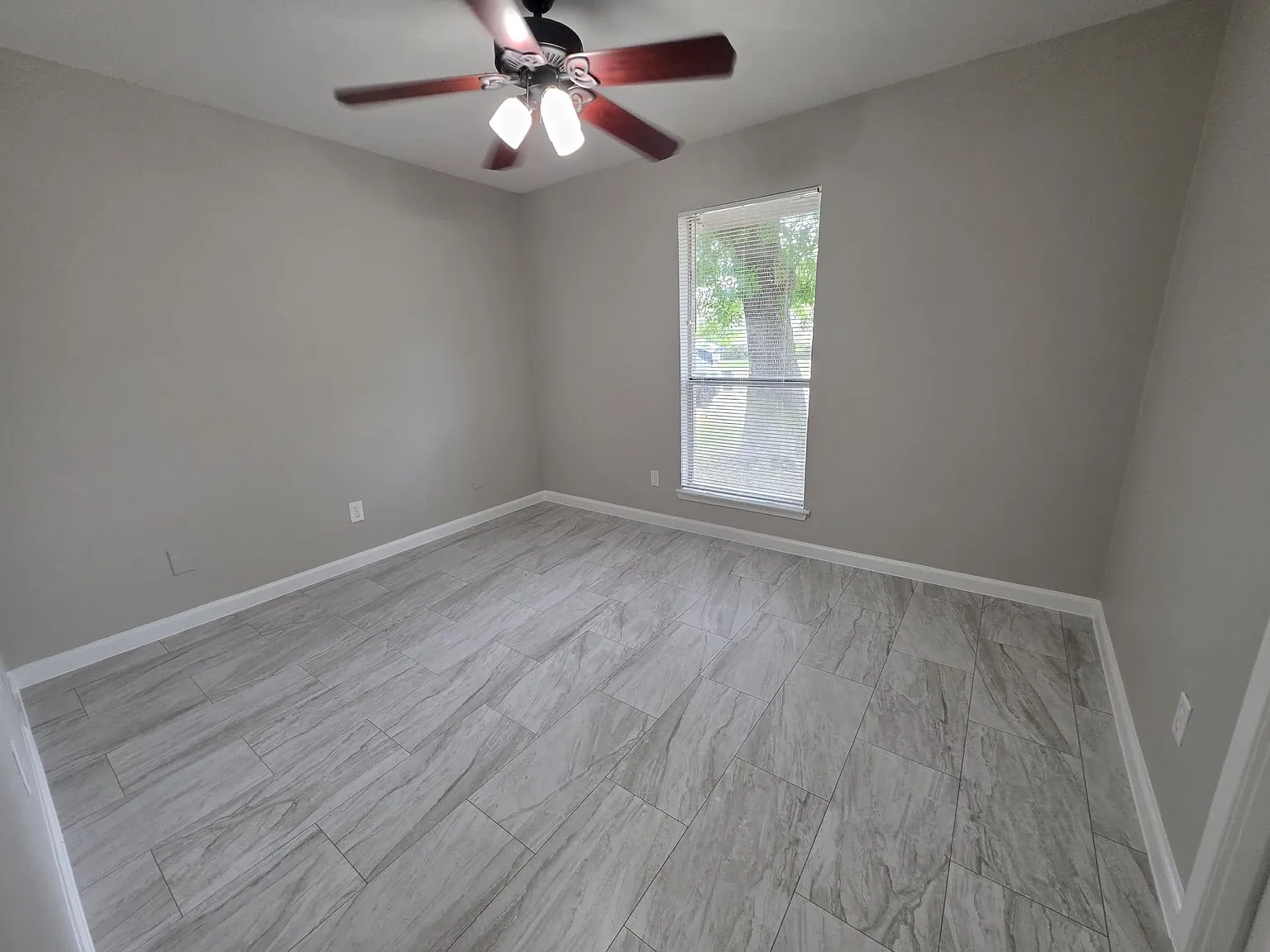 3 bed, 2.0 bath, 1530 sqft, $1,850 — Photo 3
