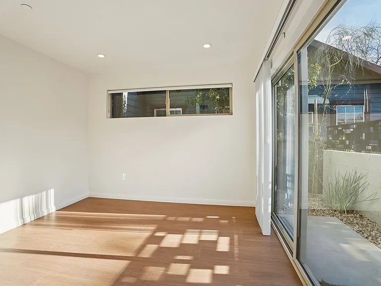 6162 Oak Crest Way — Photo 12