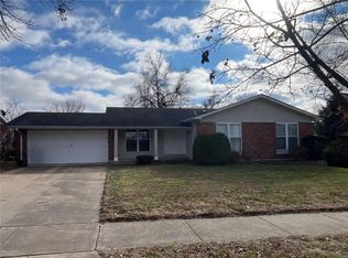 15498 Hitchcock Rd, Chesterfield, MO 63017
