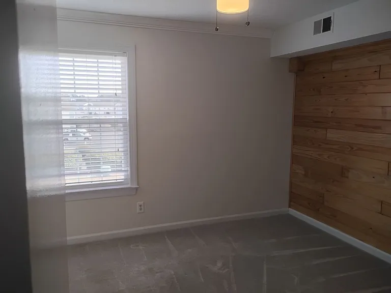 2268 Clearwater Dr #K — Photo 3