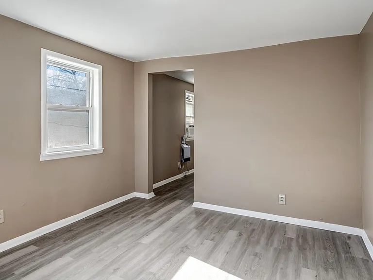 2911 Clifton Ave #A — Photo 3