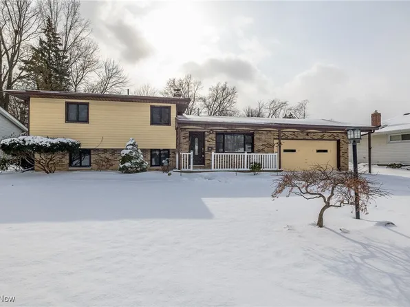 1519 Westwood Dr, Lorain, OH 44053