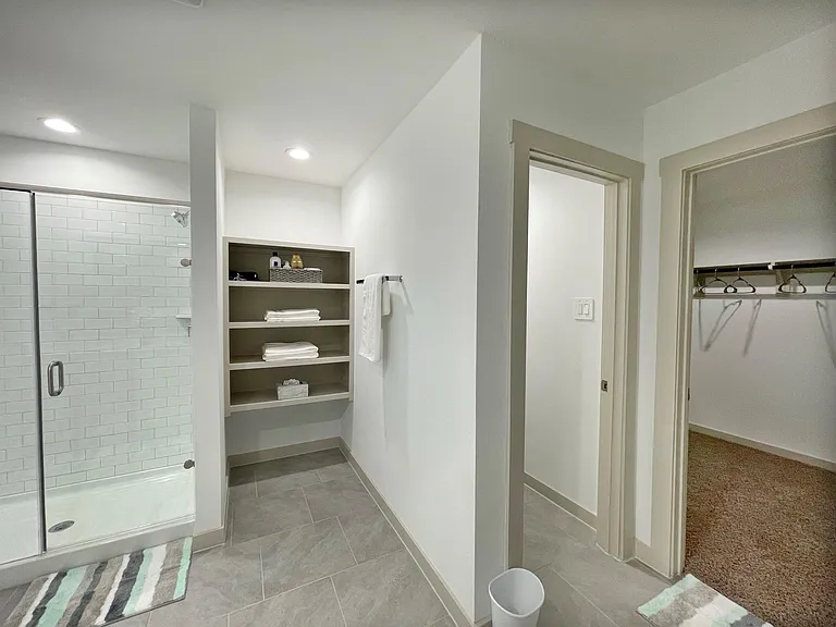 3902 Itzle Island Ct — Photo 26