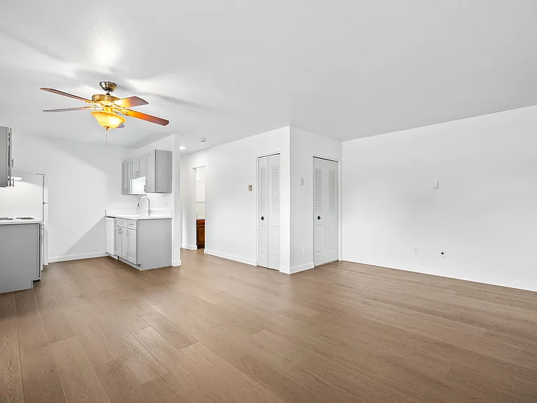 7050 W 37th Ave #102 — Photo 15