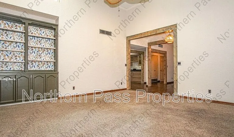 612 Willow Glen Dr — Photo 6