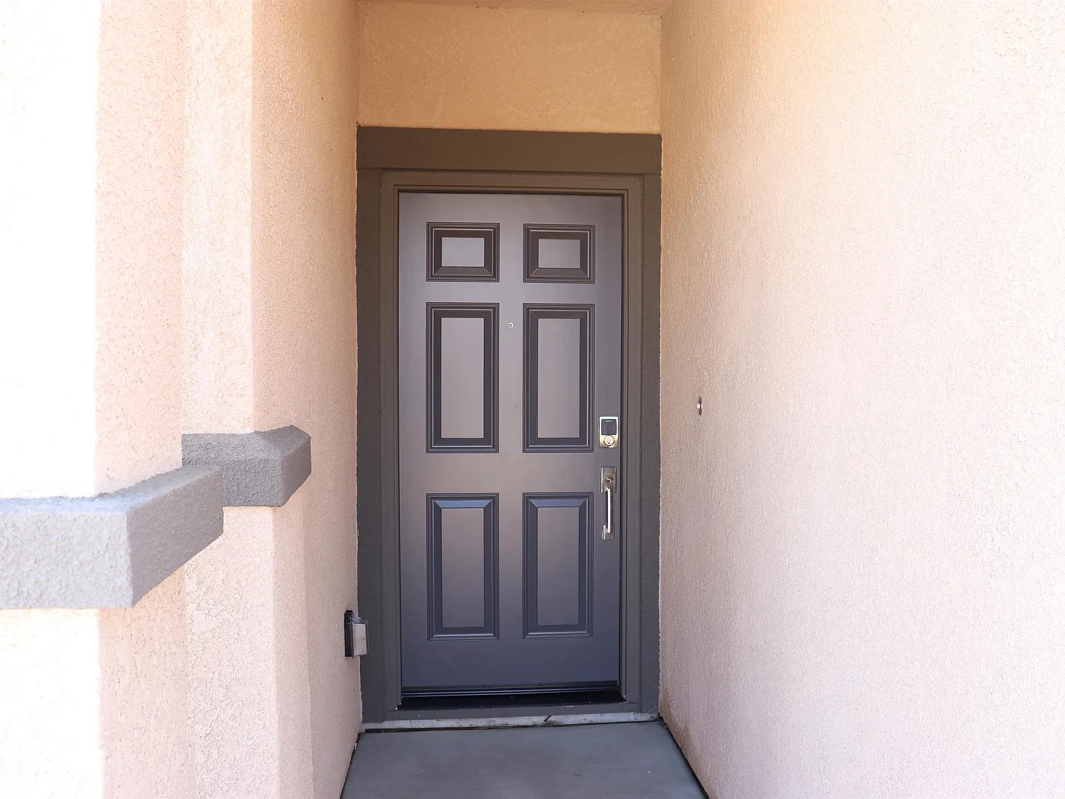 1941 Justice Ave. - 1 — Photo 2