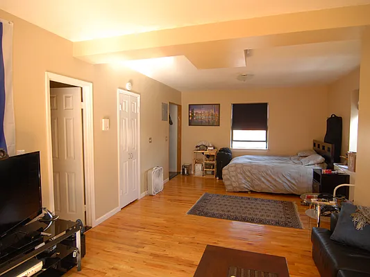 Sold by Sotheby's International Realty | media 5