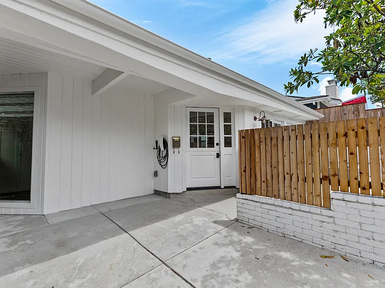 34092 Formosa Dr — Photo 3
