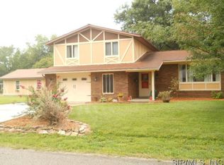 1171 18th St, Carlyle, IL 62231