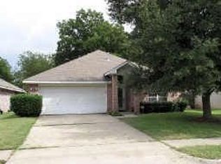 122 Tucker St, Irving, TX 75060