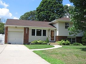 1st image of 38 Marilynn St