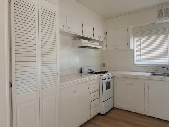 32760 Flagstaff Ave, Thousand Palms, CA 92276