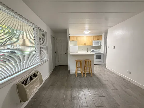 40 Harrison St APT 3, Oak Park, IL 60304
