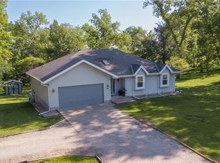 11025 SW Shagbark Rd, Clarksdale, MO 64430