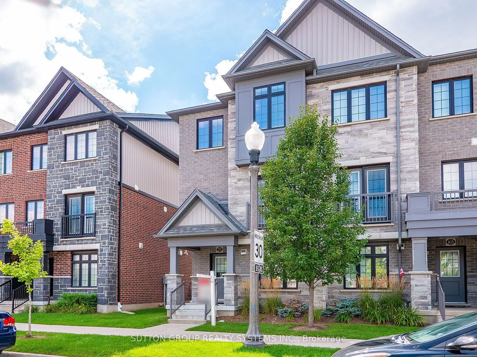 4 bed, $2,975 — Photo 4