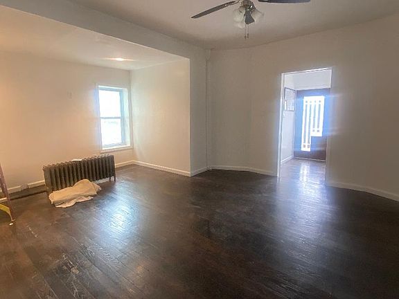 3rd image of 462 Beach 67th St #2