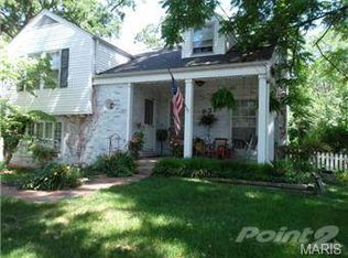 937 Hawbrook Rd, Saint Louis, MO 63122