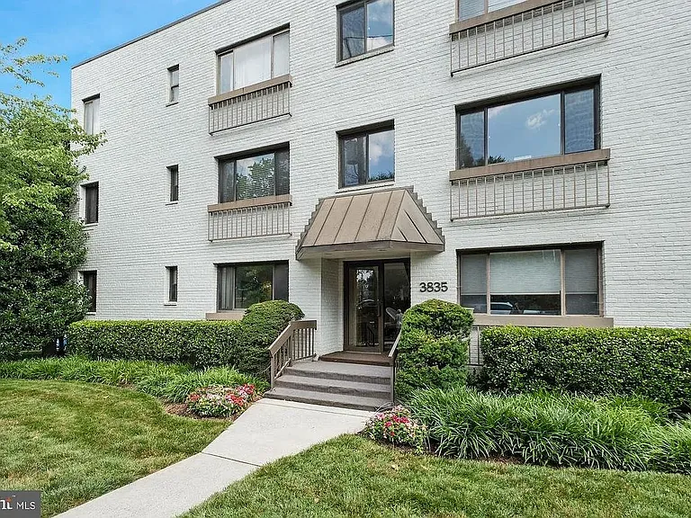 3835 Davis Pl NW #1 — Photo 8
