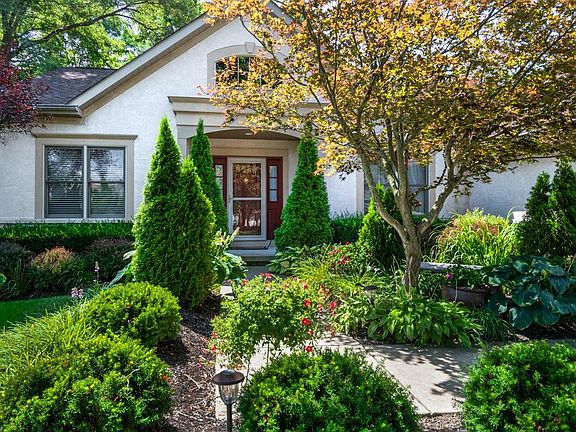 3rd image of 544 Shoal Ct