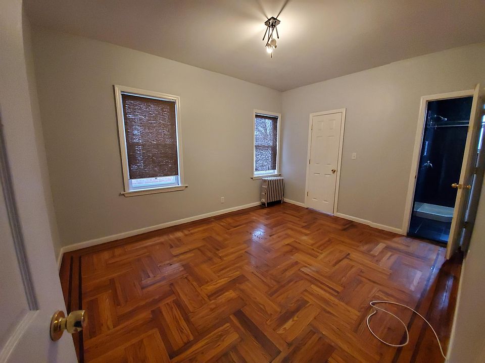 1st image of 14630 24th Ave #1F