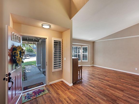 5th image of 699 Natalie Drive