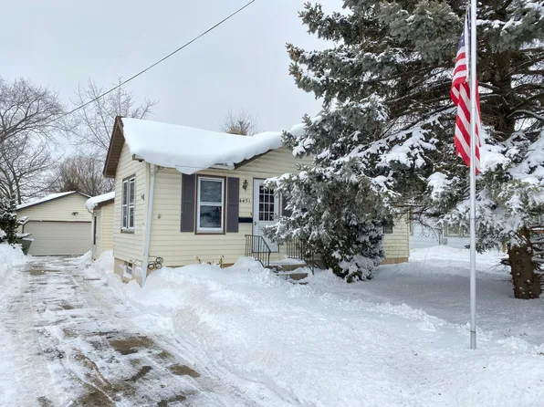 4451 S Griffin Ave, Milwaukee, WI 53207
