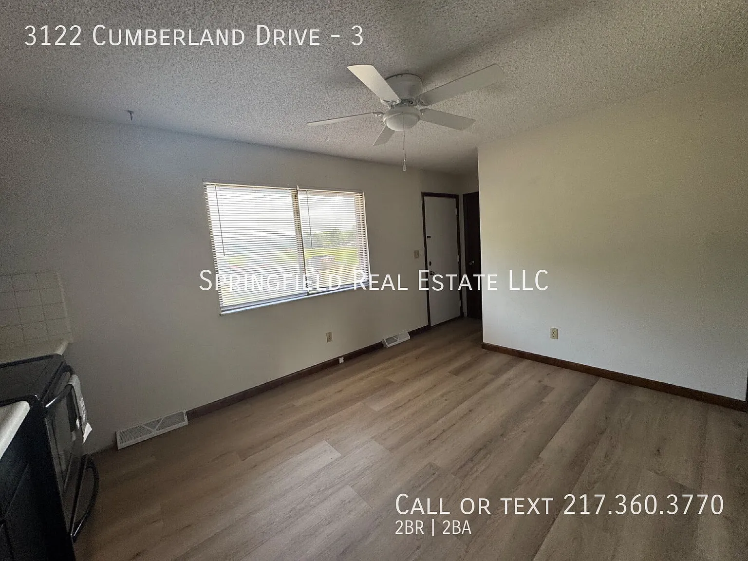 Our House Spacious Townhome with Brand-New Floors — Photo 3