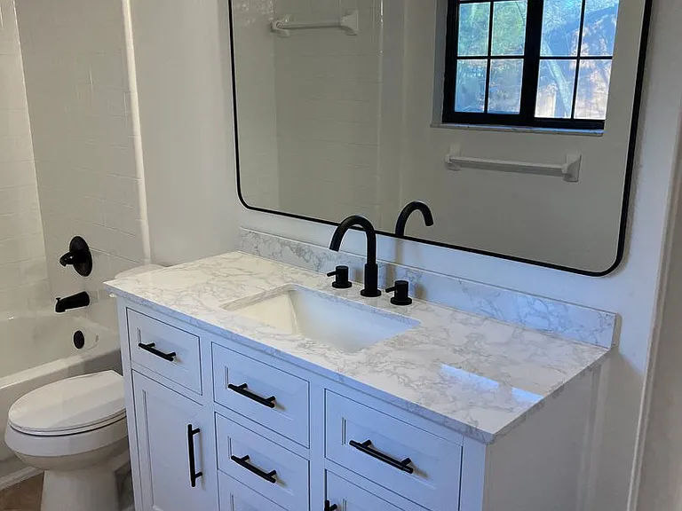 5745 SW 10th Pl — Photo 13