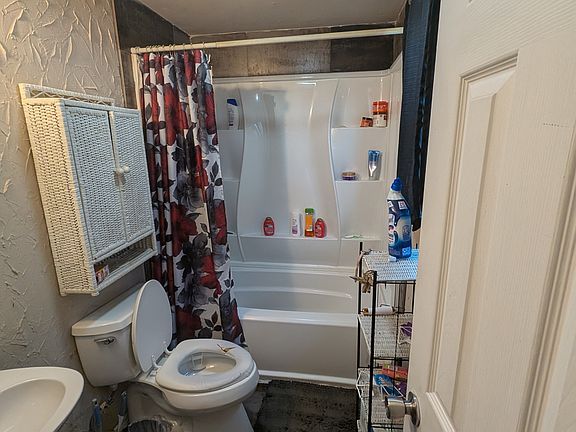 5th image of 203 S Kouns St
