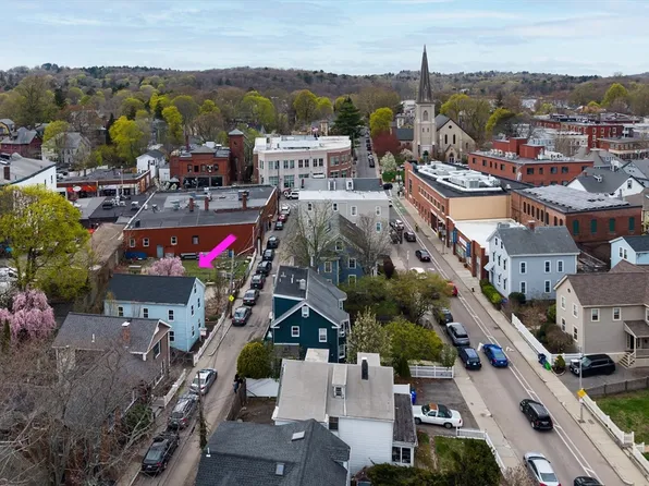 21 Starr Ln, Jamaica Plain, MA 02130